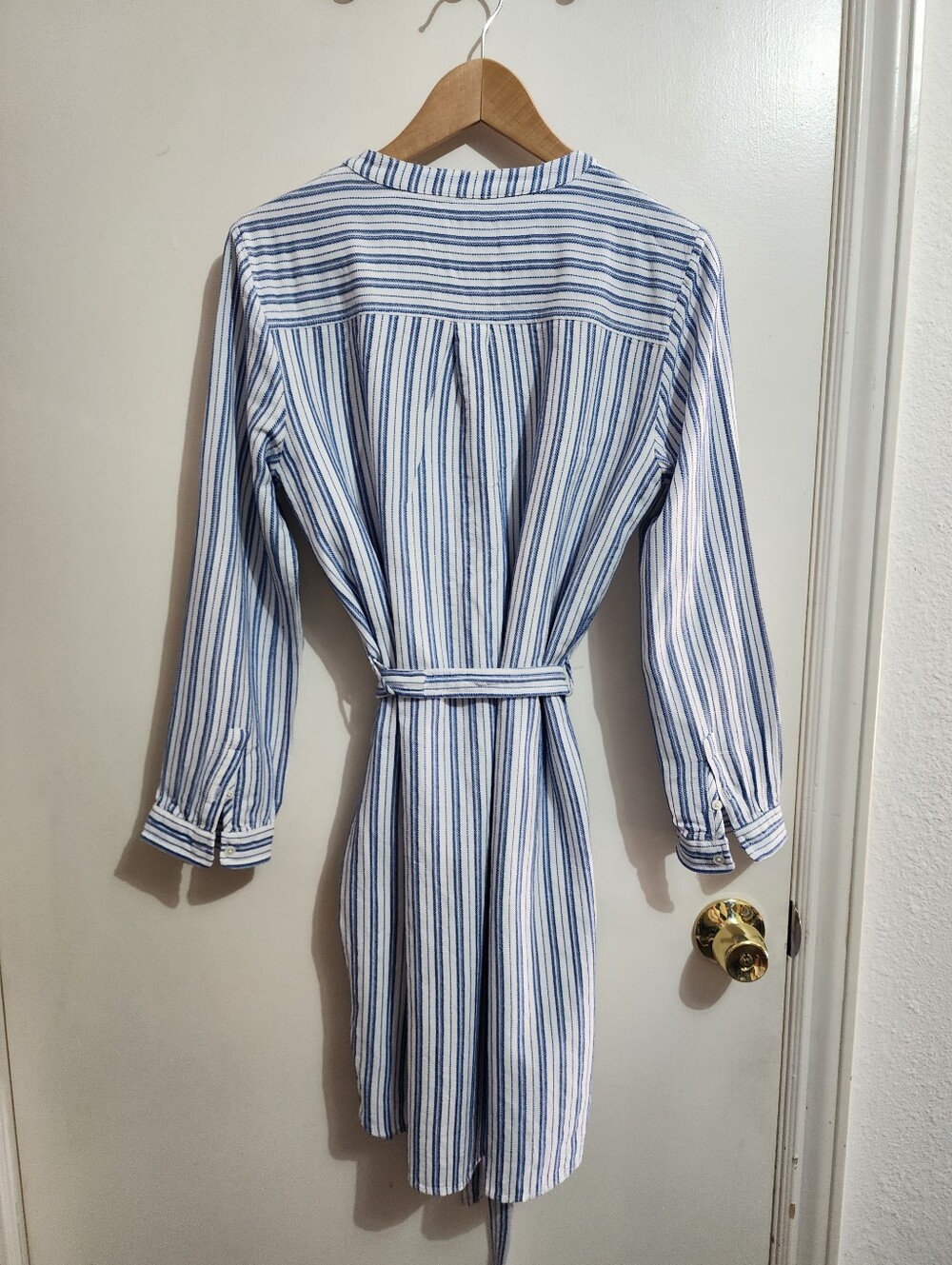 J.Crew Mercantile Shirt Dress Blue White Stripe Cotton Blend Belted Size M - Picture 3 of 9